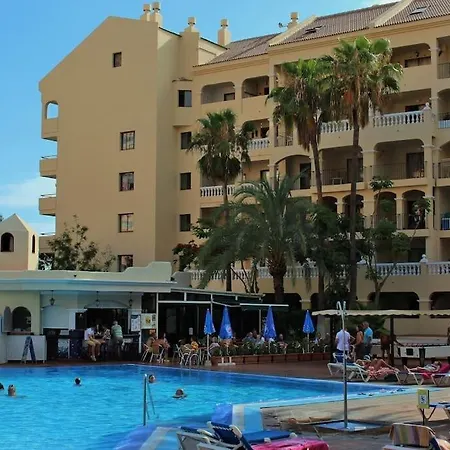 Studio In Castle Harbour With Pool Viewc016 Los Cristianos (Tenerife)